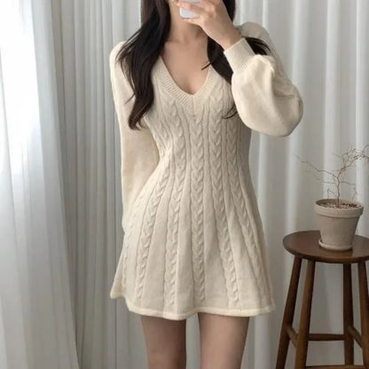 QQPretty~ Autumn/Winter Long Sleeve Waist-Fitted V-Neck Knit Dress Women's Sweater Mini